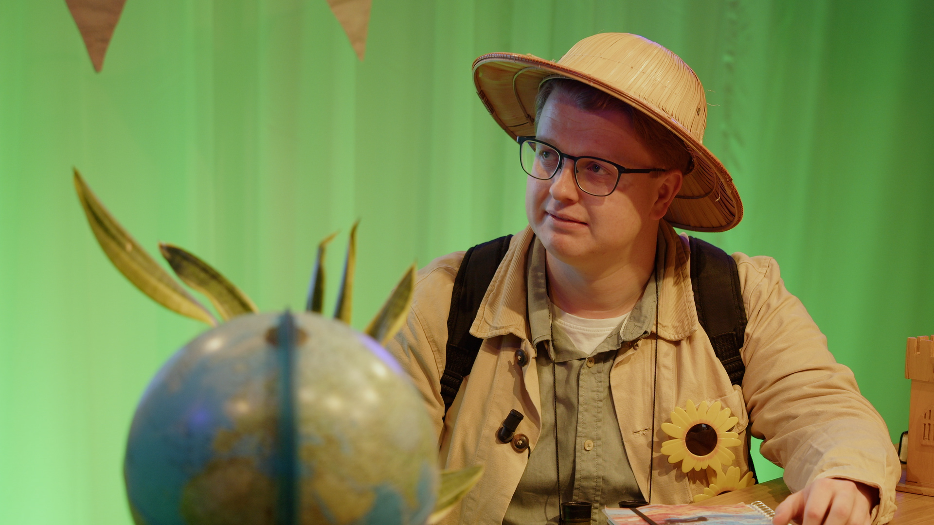 V1 Herfstprogramma.00_02_48_08.Still027